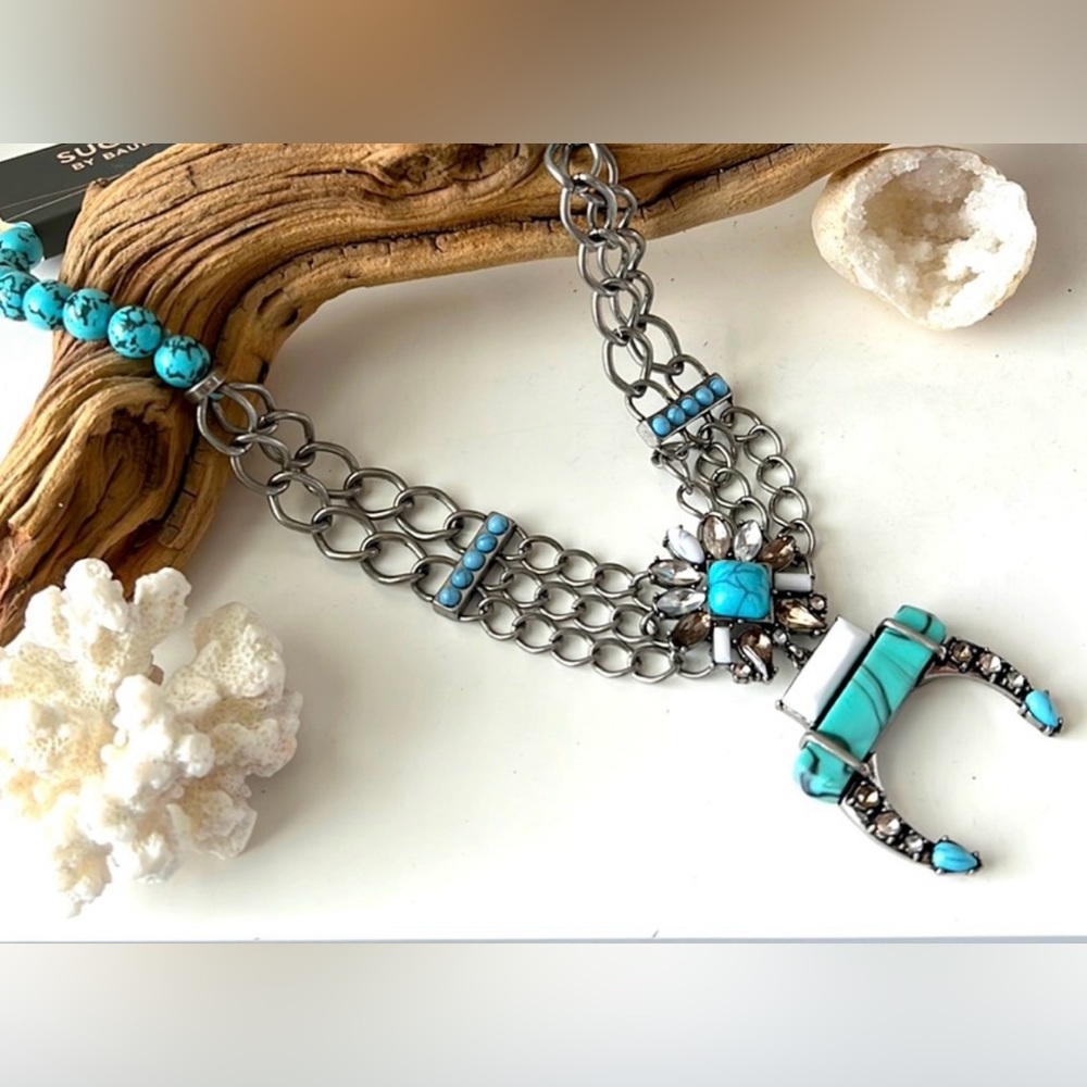 NWT turquoise Horn Pendant Necklace